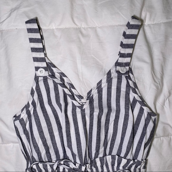 Striped beach romper - Picture 3 of 5